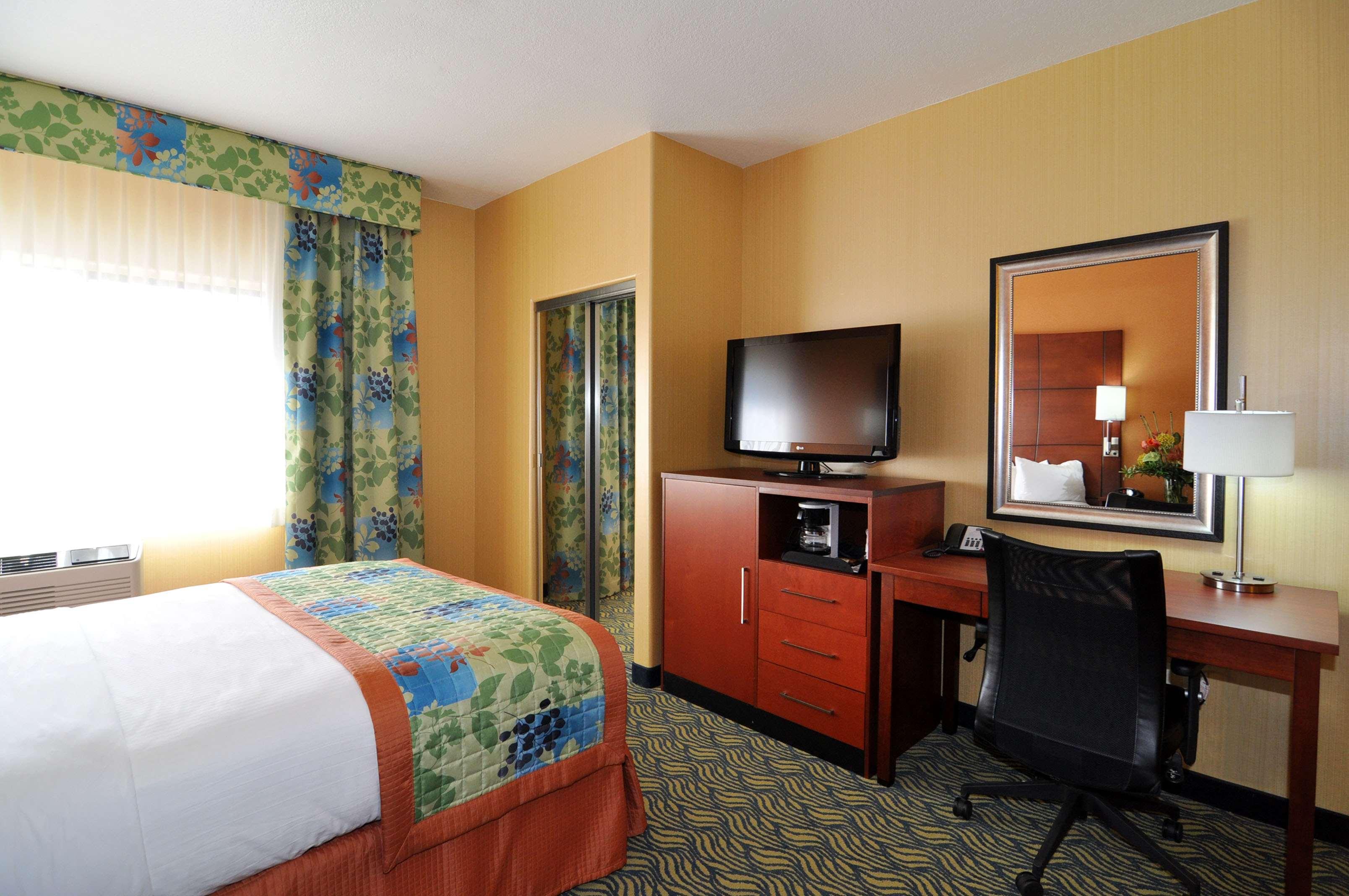 Best Western Plus Fresno Inn Quarto foto