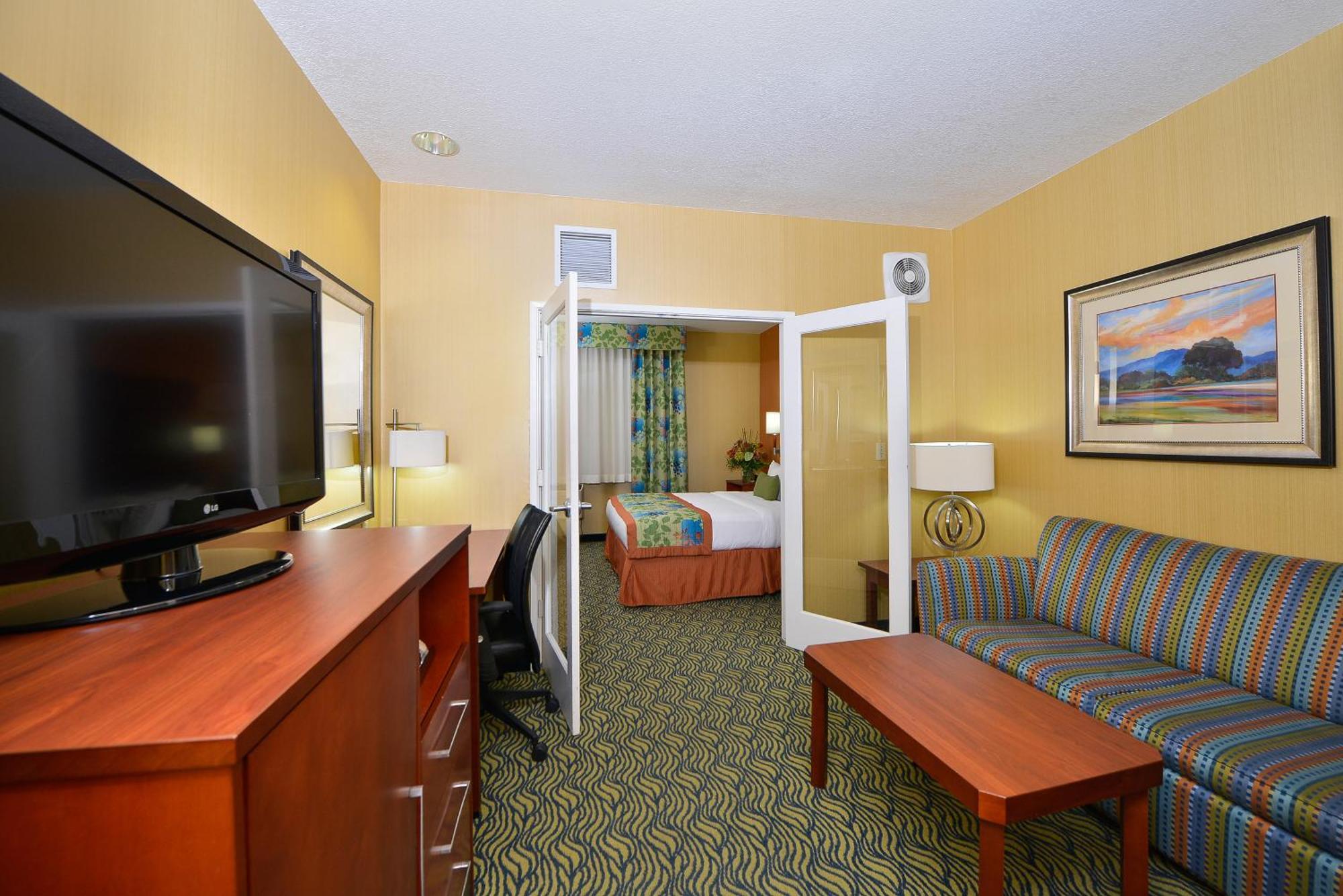 Best Western Plus Fresno Inn Exterior foto